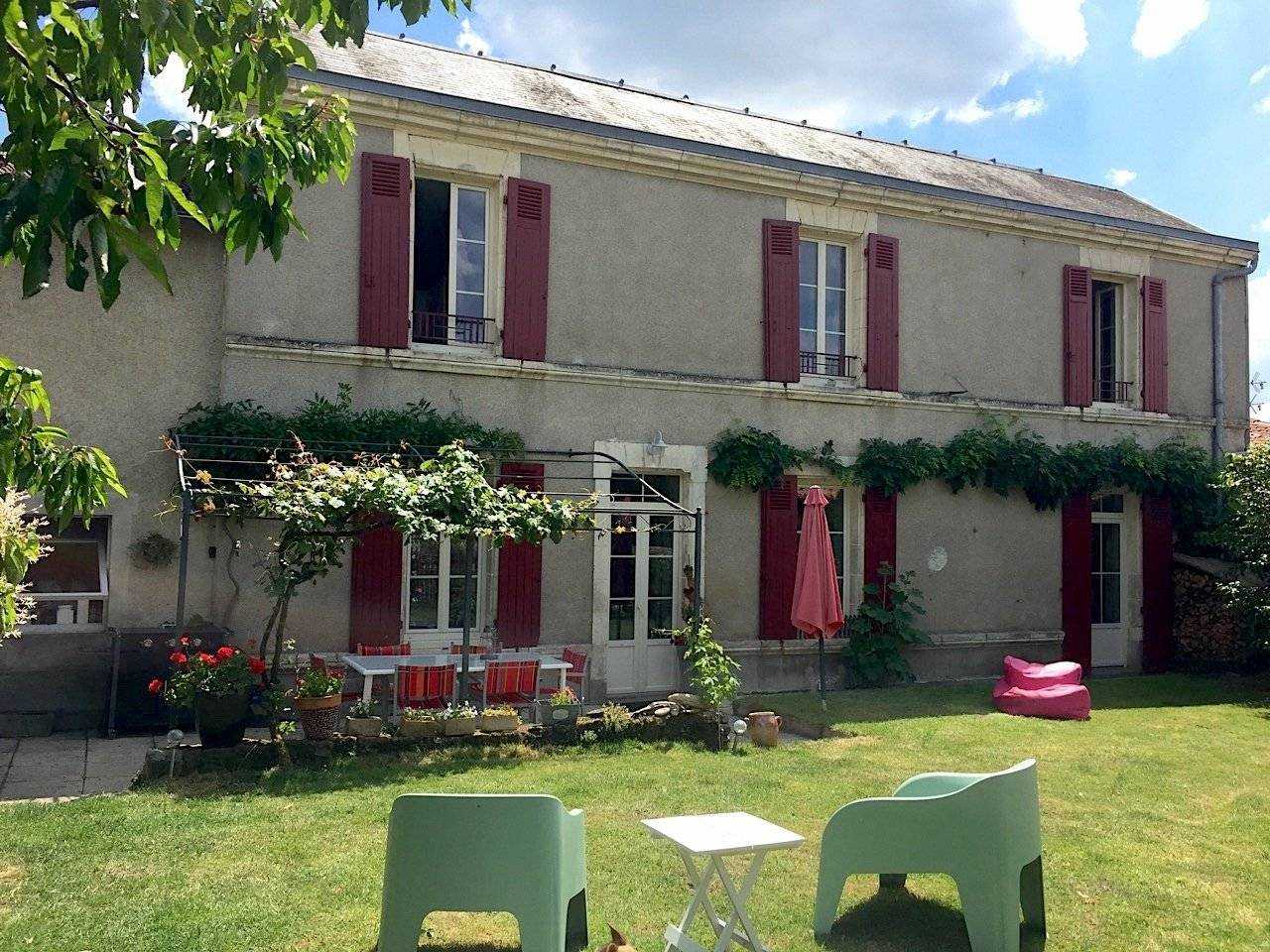 жилой дом в Parthenay, Nouvelle-Aquitaine 10015319