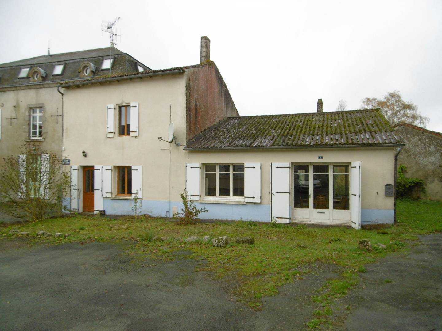 casa en Vernoux-en-Gatine, Nouvelle-Aquitaine 10015329