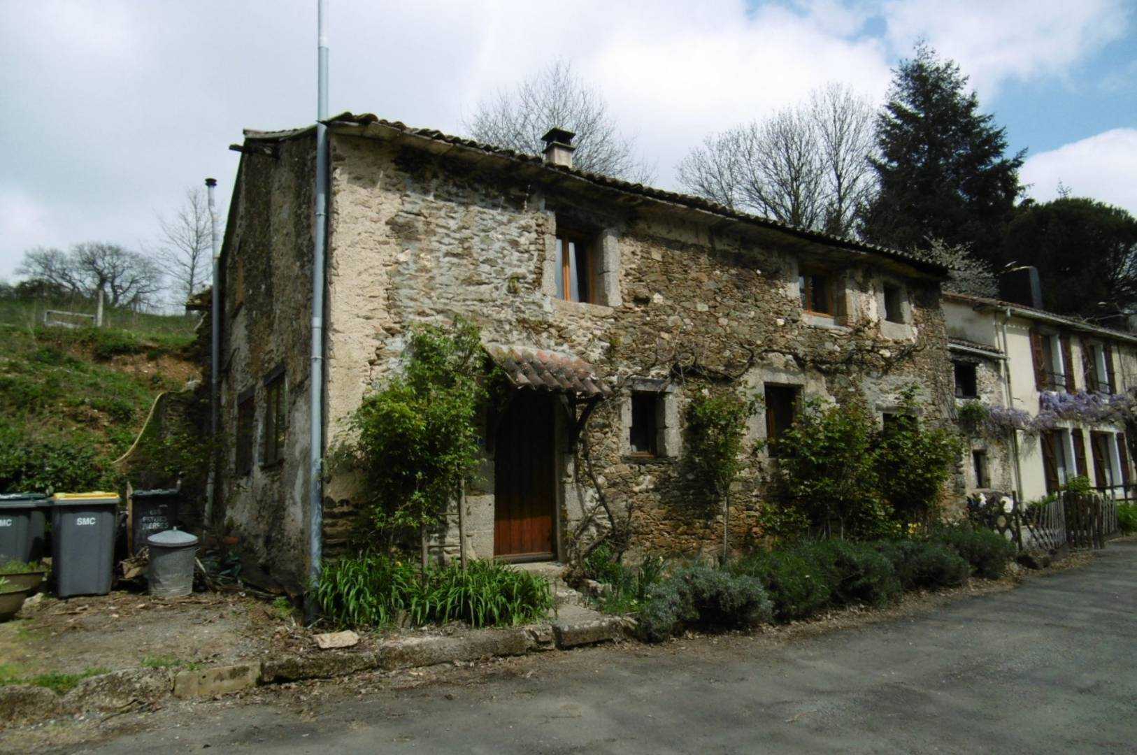 rumah dalam Vernoux-en-Gatine, Nouvelle-Aquitaine 10015343