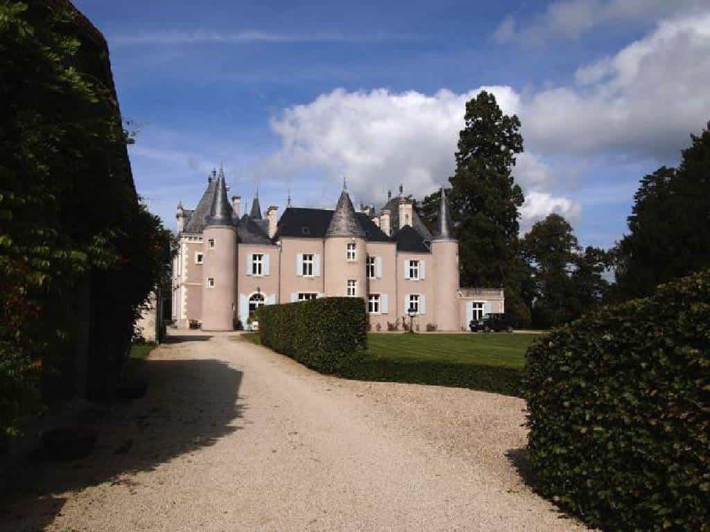 Hus i Parthenay, Nouvelle-Aquitaine 10015359