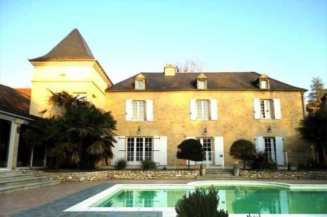 Huis in Sarlat-la-Caneda, Nouvelle-Aquitaine 10015362