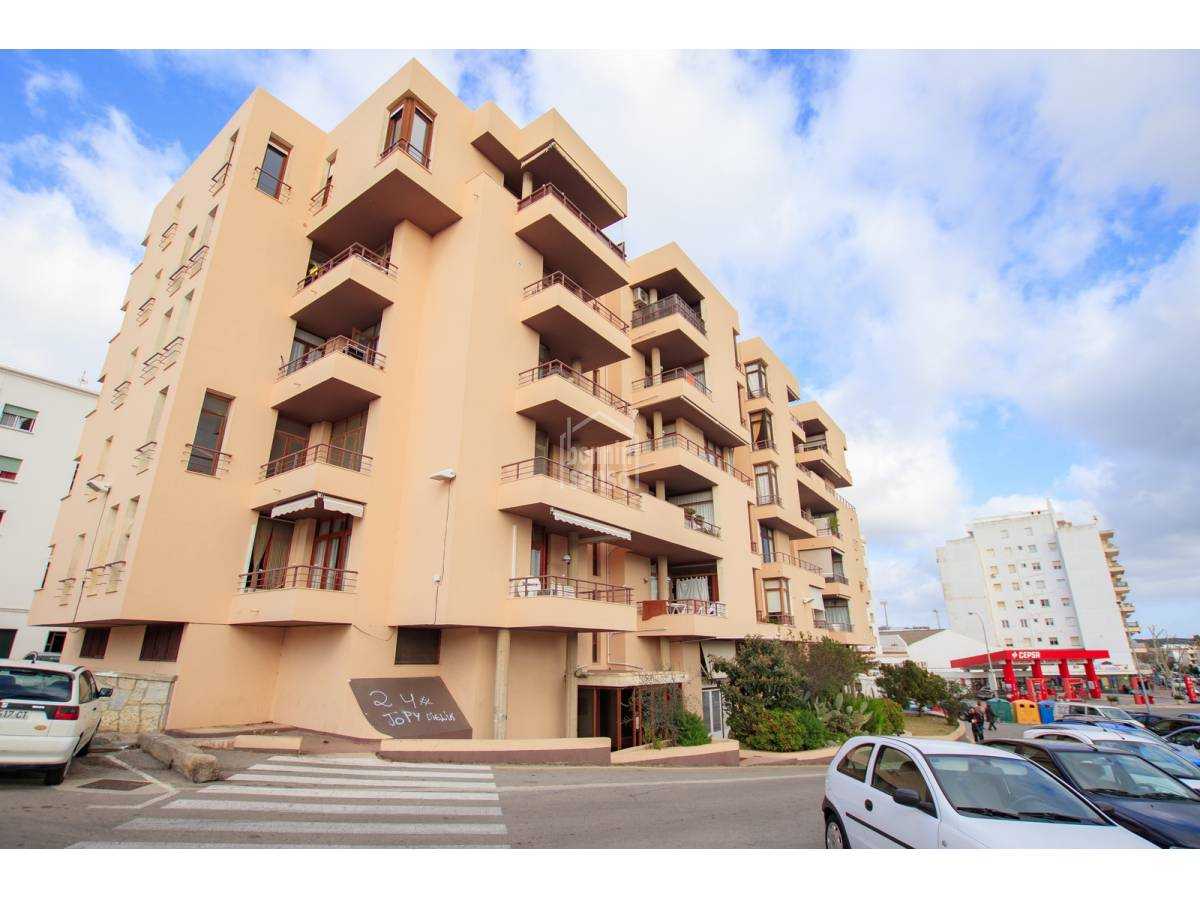 Condominium in Mahon, Balearic Islands 10015573