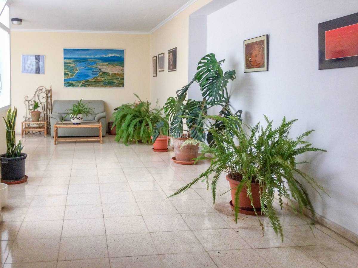 Condominium in Mahon, Balearic Islands 10015641