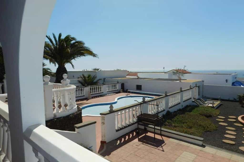 House in Guime, Canary Islands 10015740