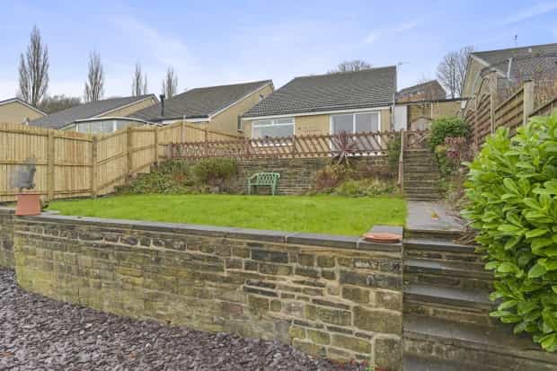 House in Halifax, West Yorkshire 10015924