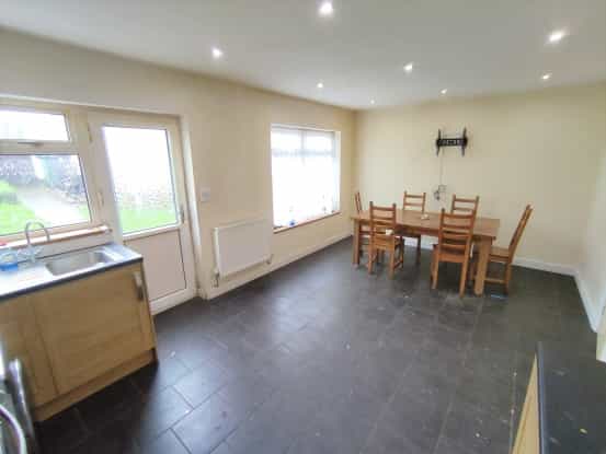 House in Saint Mellons, Cardiff 10015927