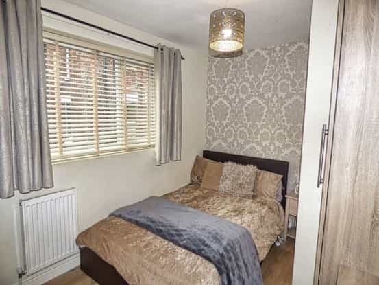 House in Manchester, Greater Manchester 10015972