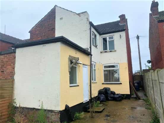 House in Doncaster, South Yorkshire 10016053
