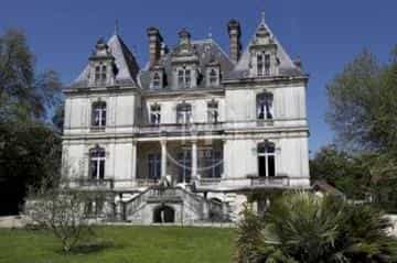 집 에 Cognac, 16200, France, Poitou-Charentes 10016634