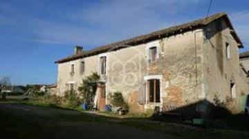 House in Romagne, Nouvelle-Aquitaine 10016686