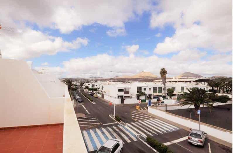 House in Playa Honda, Canary Islands 10016812