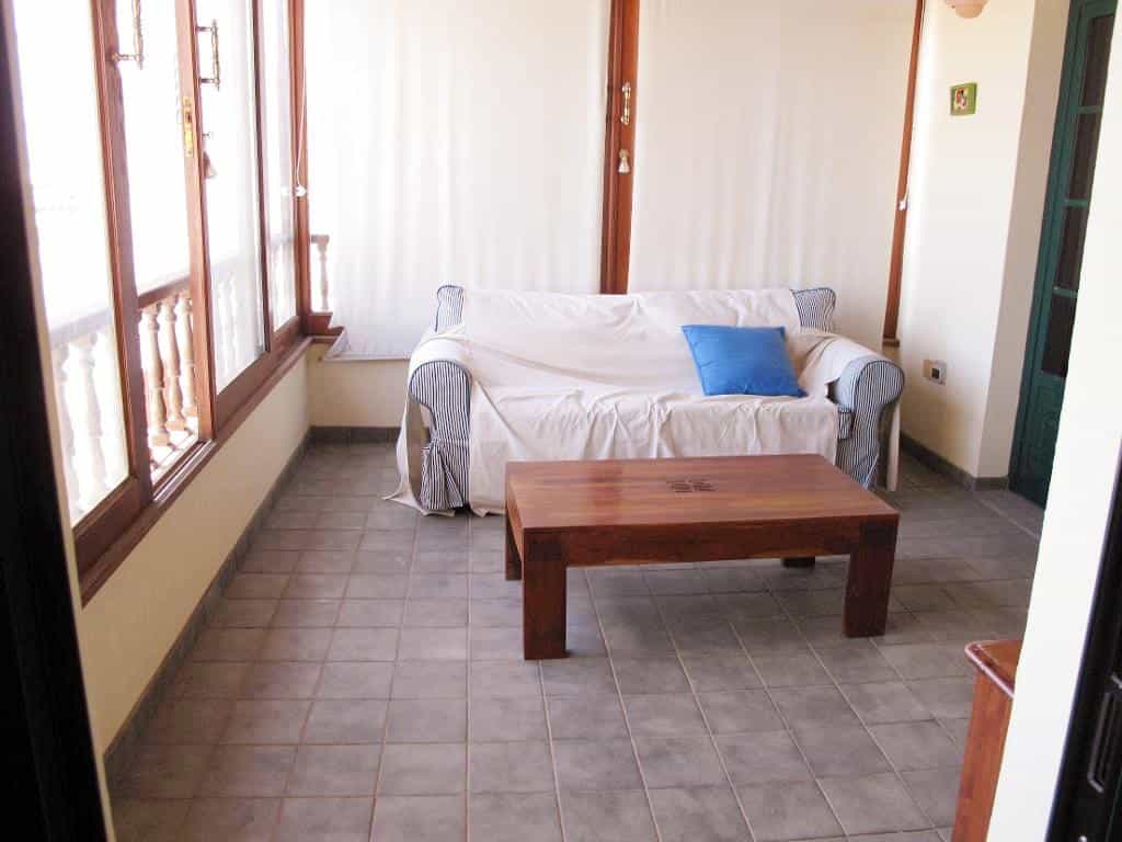 Talo sisään Punta Mujeres, Canary Islands 10016843