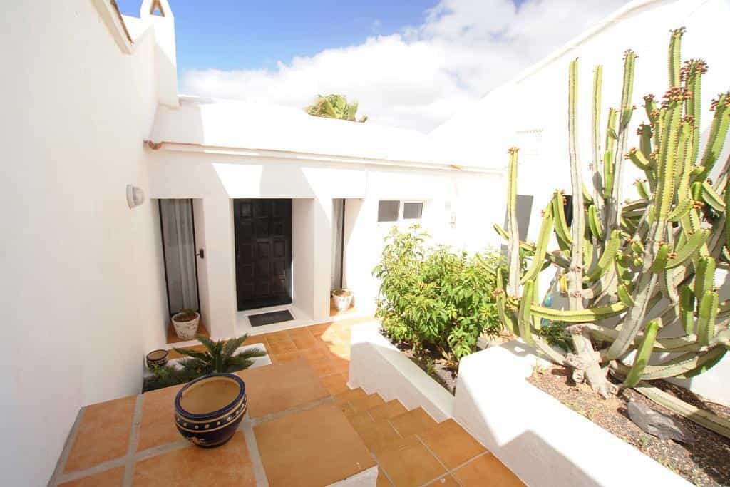 Rumah di Oasis de Nazaret, Canary Islands 10016862