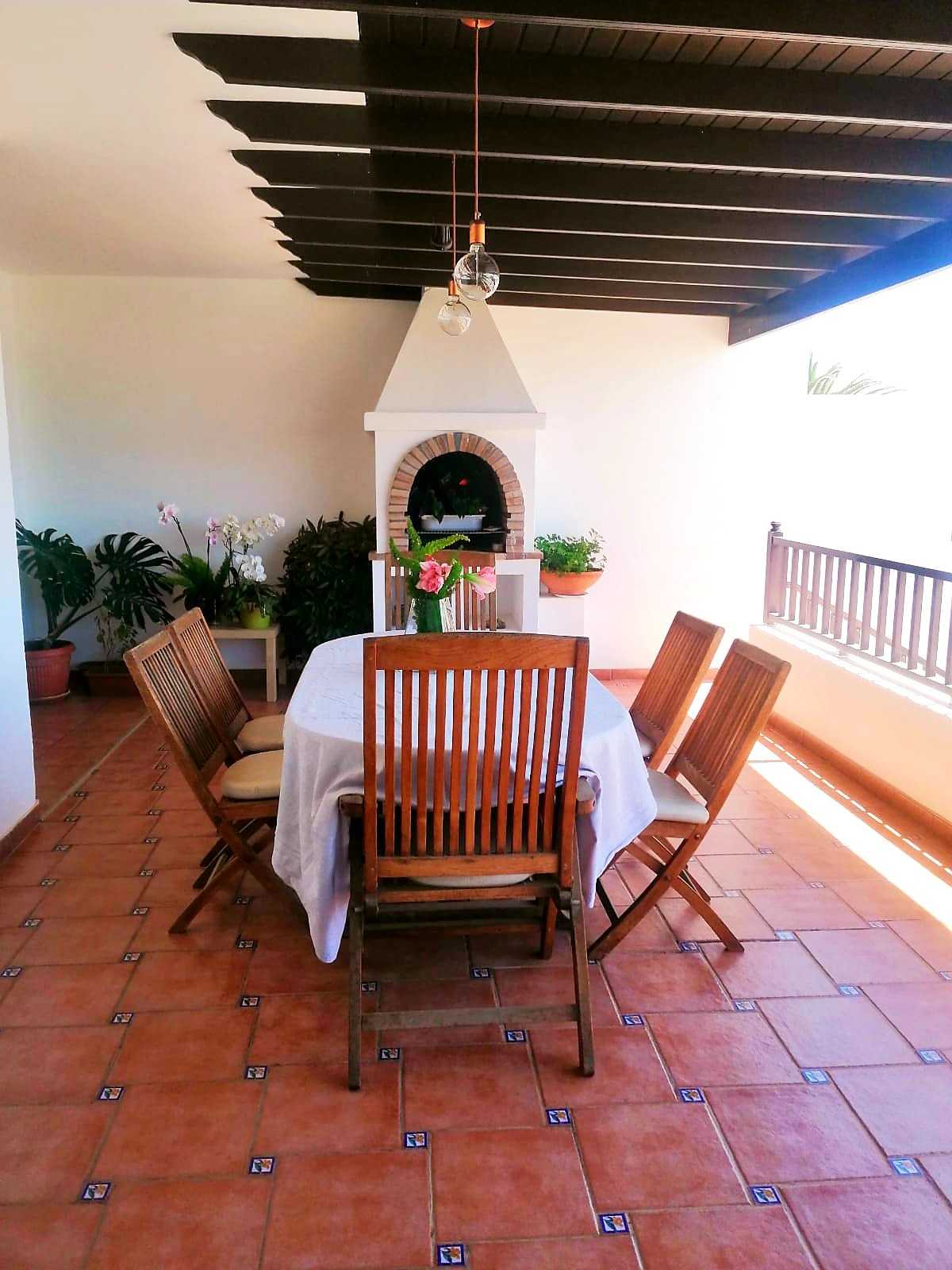 بيت في Playa Blanca, Canary Islands 10016873