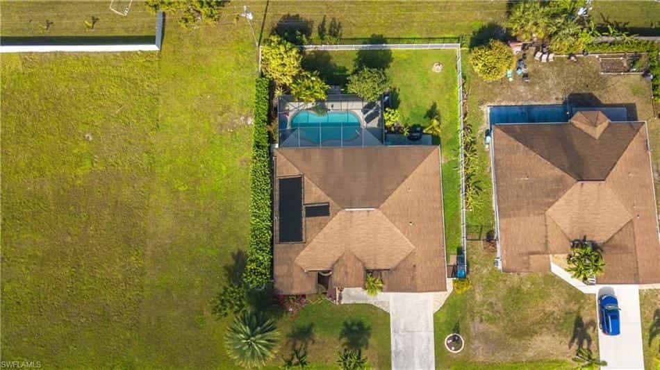 House in Cape Coral, Florida 10016910