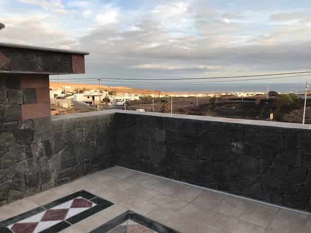 House in Tias, Canary Islands 10016922