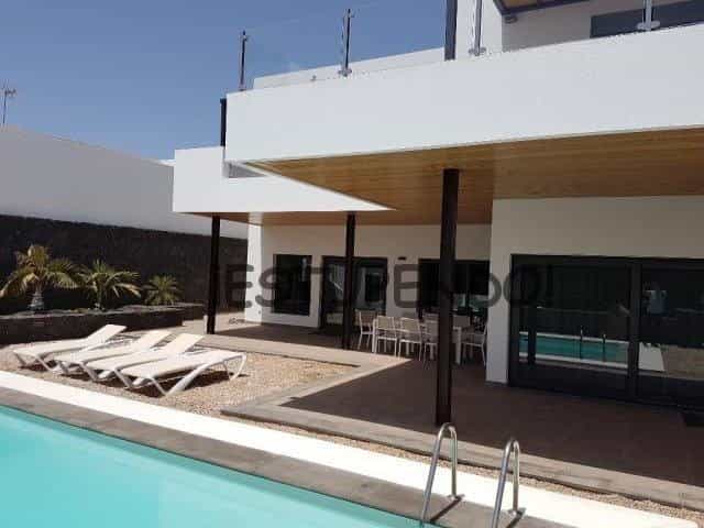 House in Macher, Canary Islands 10016943