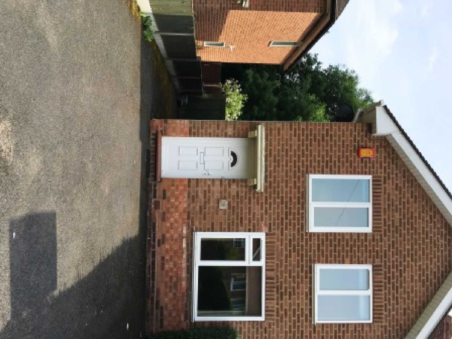 Будинок в Birmingham, West Midlands 10017160