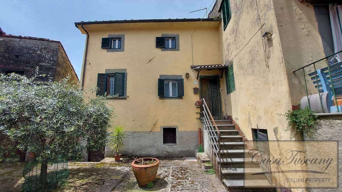 жилой дом в Coreglia Antelminelli, Tuscany 10017613