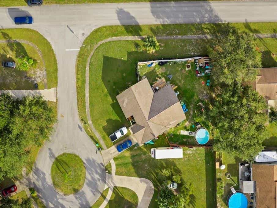 بيت في كامينغز, فلوريدا 10017940