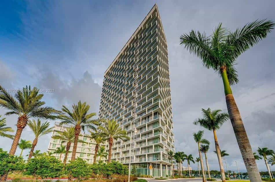 Condominium in Sunrise Heights, Florida 10017999