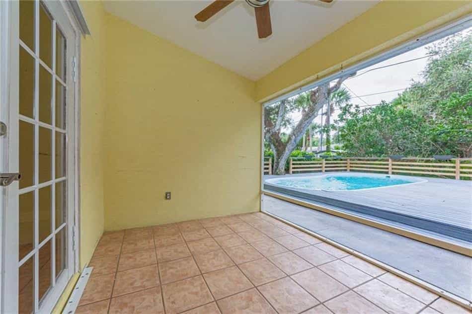 House in Vero Beach, Florida 10018070