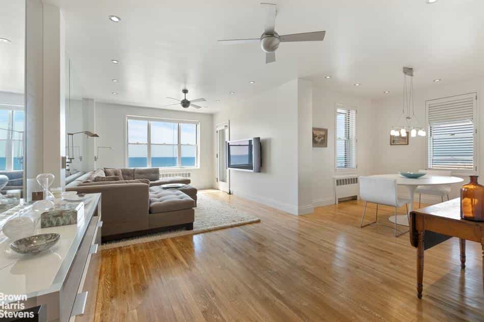 公寓 在 海滨, 纽约 10018379