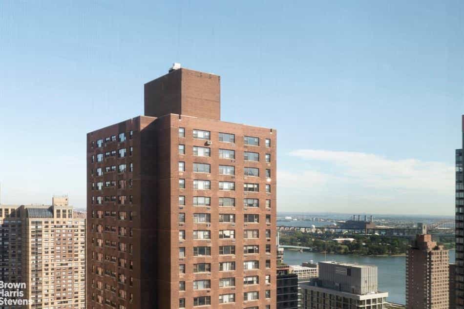 Condominium dans New York, New York 10018909