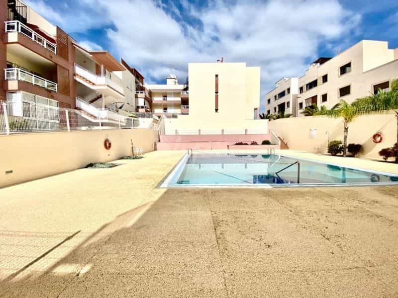 Condominium in Las Galletas, Canary Islands 10019626