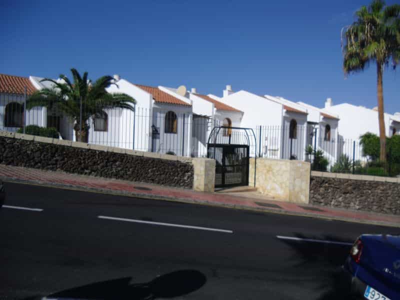 Condominium in El Guincho, Canary Islands 10019702