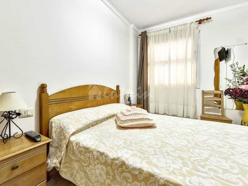 公寓 在 洛斯克里斯蒂亞諾斯, 加那利群島 10019806