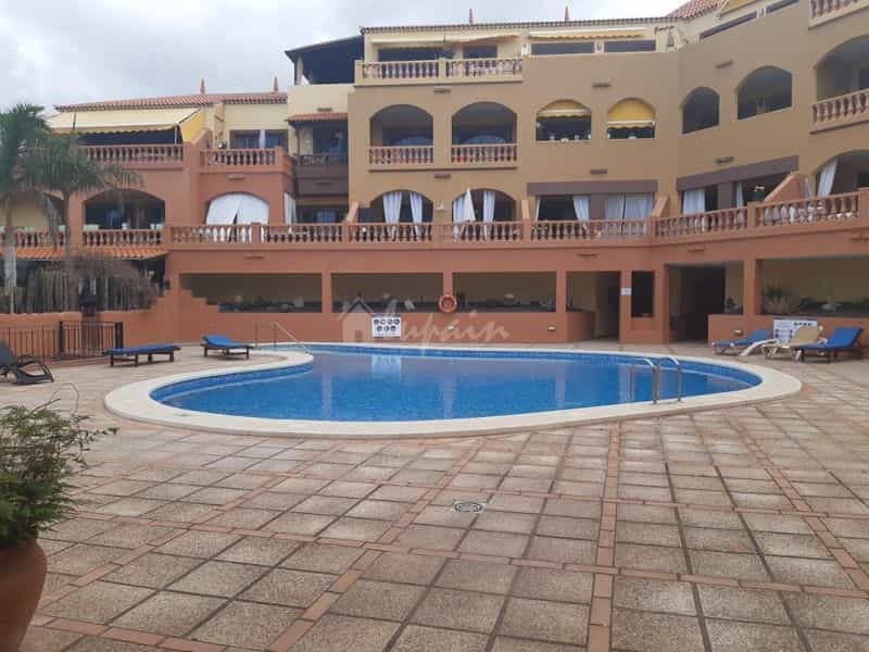 Condominium in Bahia Del Duque, Elite Palace 10019825