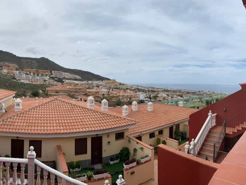 House in Adeje, Canary Islands 10019896