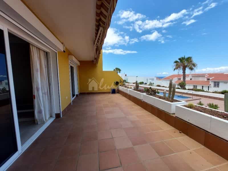 Condominium in Guia de Isora, Canary Islands 10020020