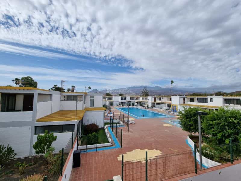 Condominium in Las Galletas, Canary Islands 10020025