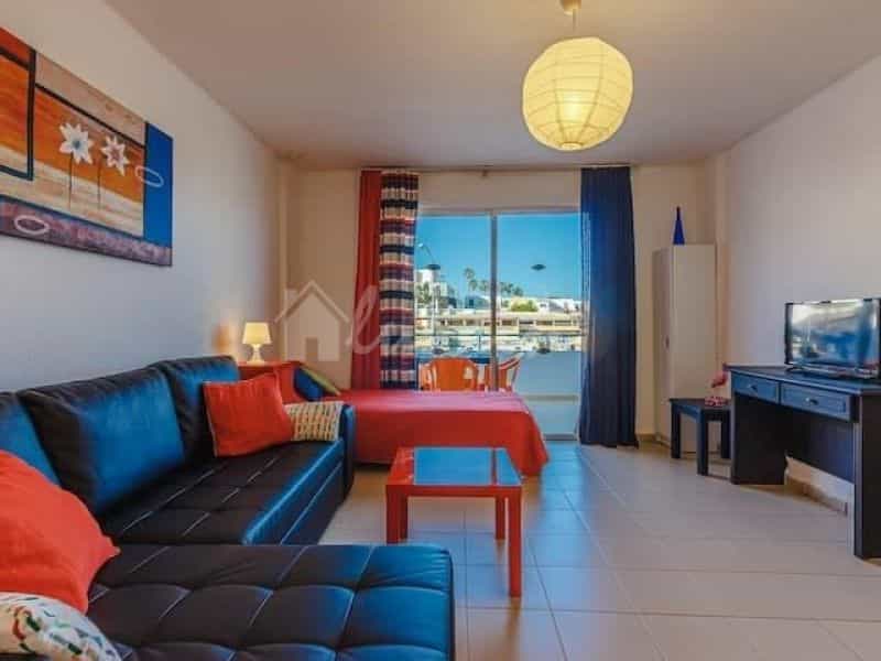 Condominium in El Guincho, Canary Islands 10020035