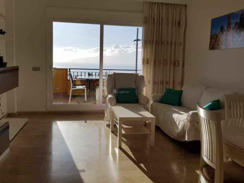 Condominium in Puerto de Santiago, Canary Islands 10020058