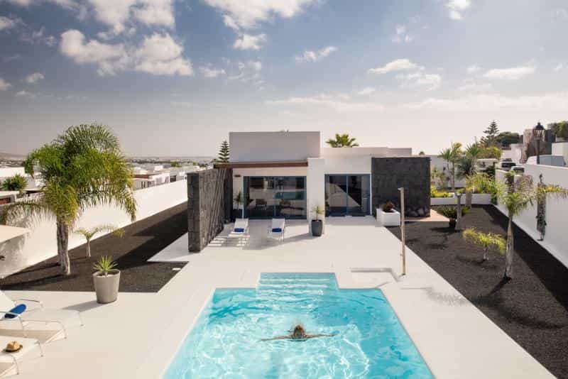 rumah dalam Playa Blanca, Lanzarote 10020268
