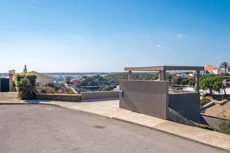 Ejerlejlighed i Cala Llonga, Menorca 10020431