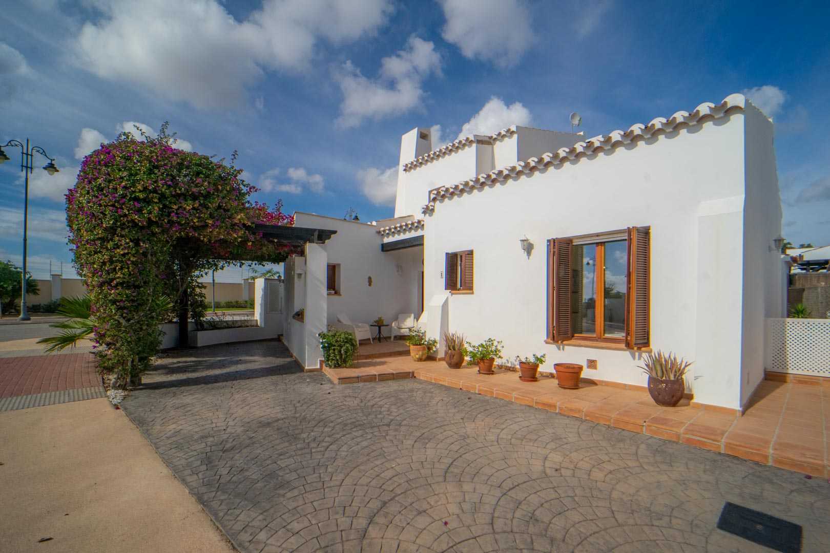 Rumah di El Valle Golf Resort, Murcia 10020467
