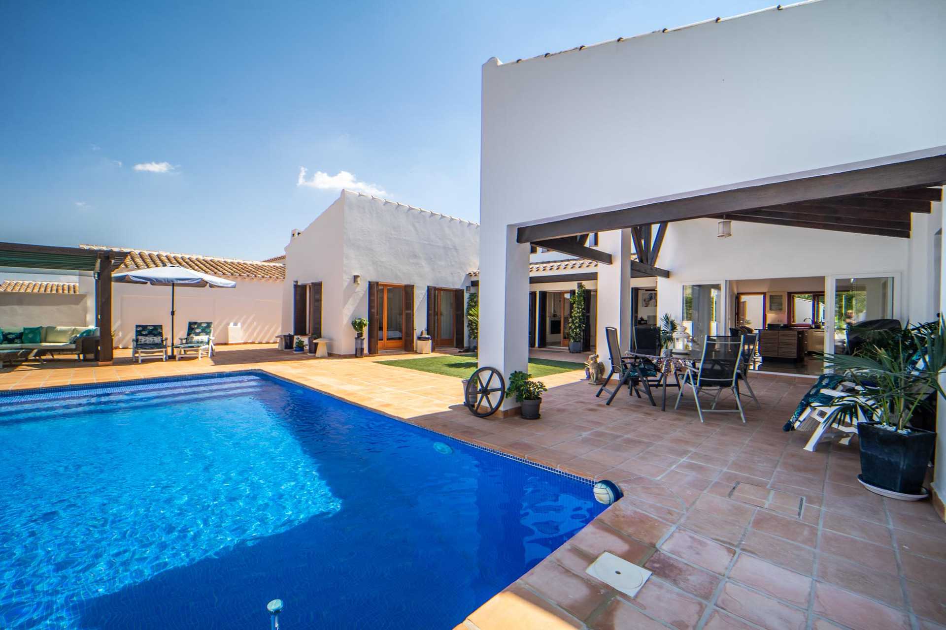 Rumah di El Valle Golf Resort, Murcia 10020498