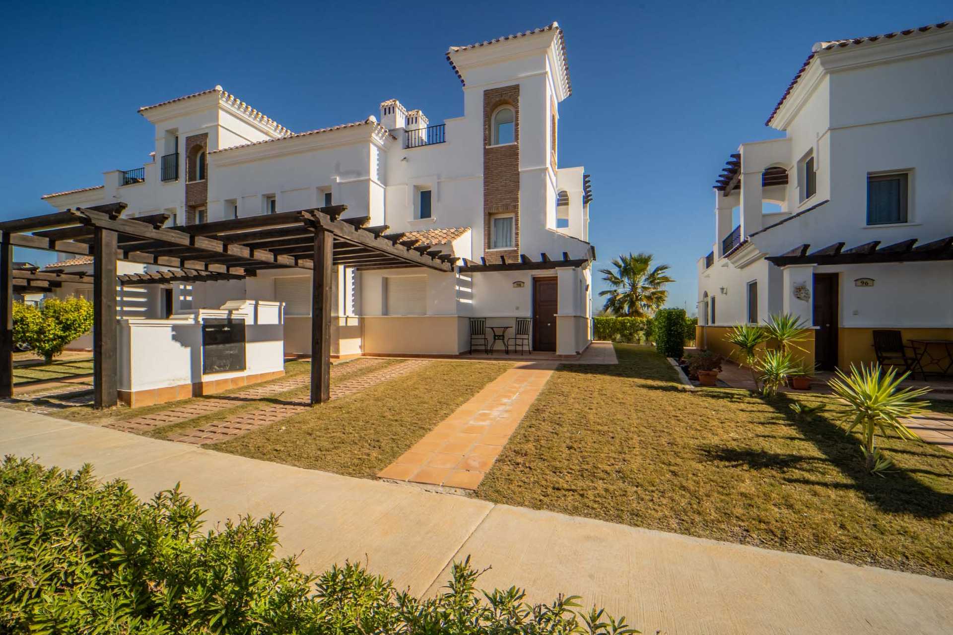 Hus i La Torre Golf Resort, Murcia 10020520