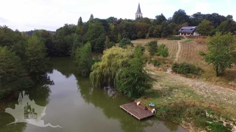 Hus i Bauge, Pays de la Loire 10020580