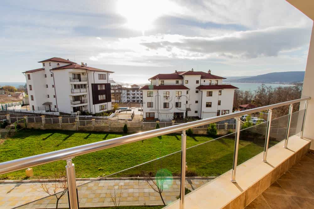 Condominium in Byala, Varna 10020797