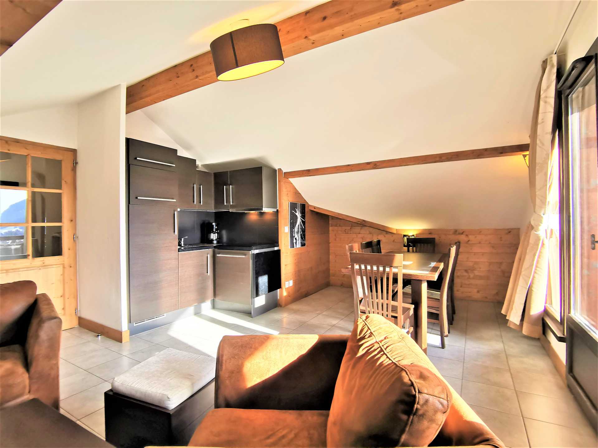 Condominium in Les Gets, Auvergne-Rhone-Alpes 10020826