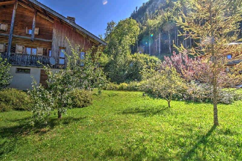 House in Montriond, Rhone-Alpes 10020928