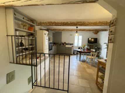 Rumah di Le Barroux, Provence-Alpes-Cote d'Azur 10021067