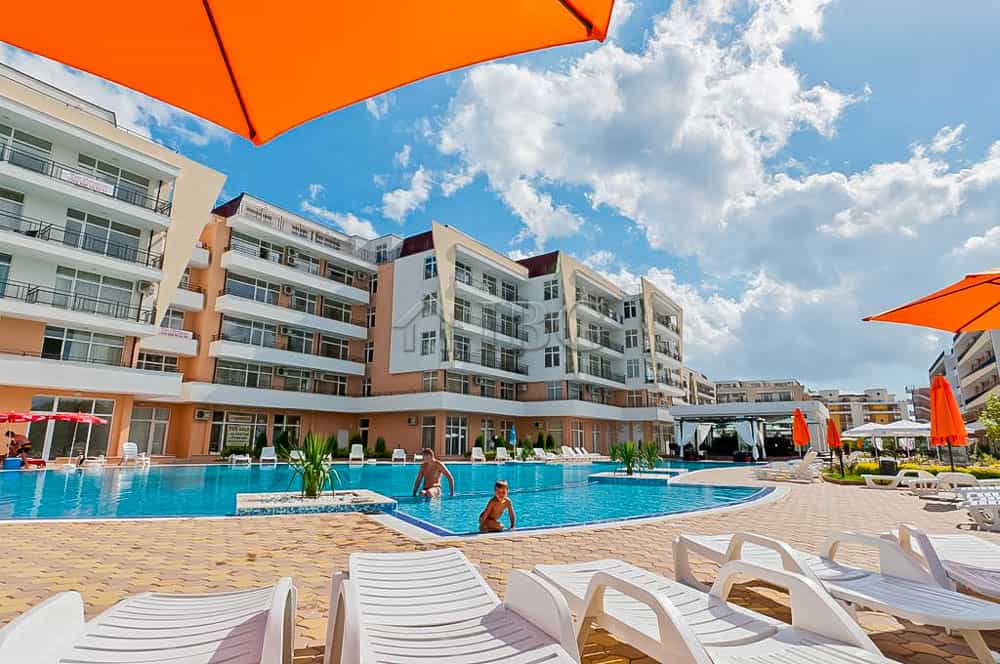 Condominium in Sunny Beach, Burgas 10021083
