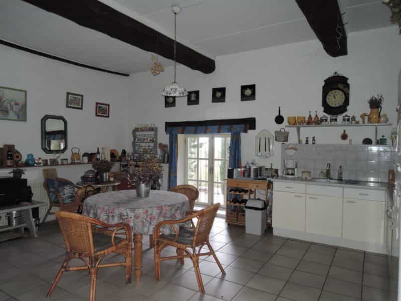House in Capendu, Languedoc-Roussillon 10021092