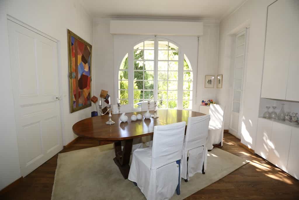 casa en Fontaine-de-Vaucluse, Provence-Alpes-Cote d'Azur 10021178